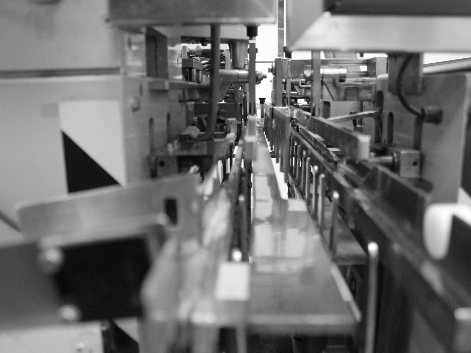 Maquinaria industrial del sector farmacéutica, nutracéutico, cosmético o alimentario en Madrid